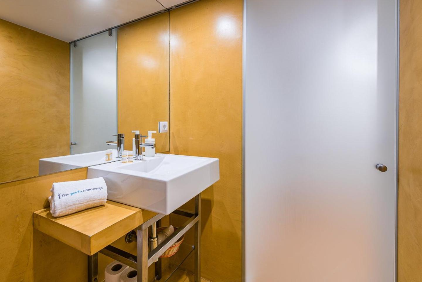 Guestready - The New Yellow Ledbetter Porto Ngoại thất bức ảnh